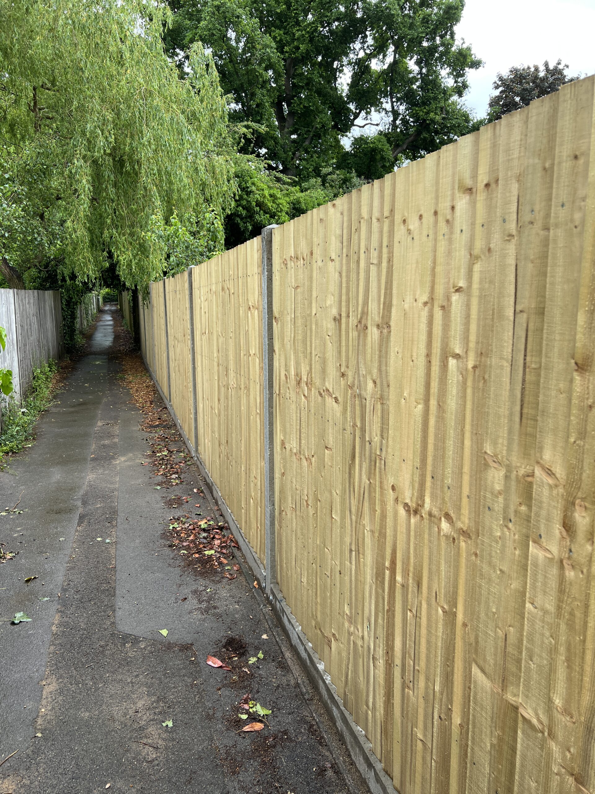 closeboard fencing